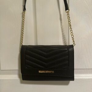 Steve madden purse never worn